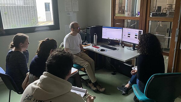 Photo of the NMR training course